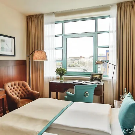 Abion Hotell 5*